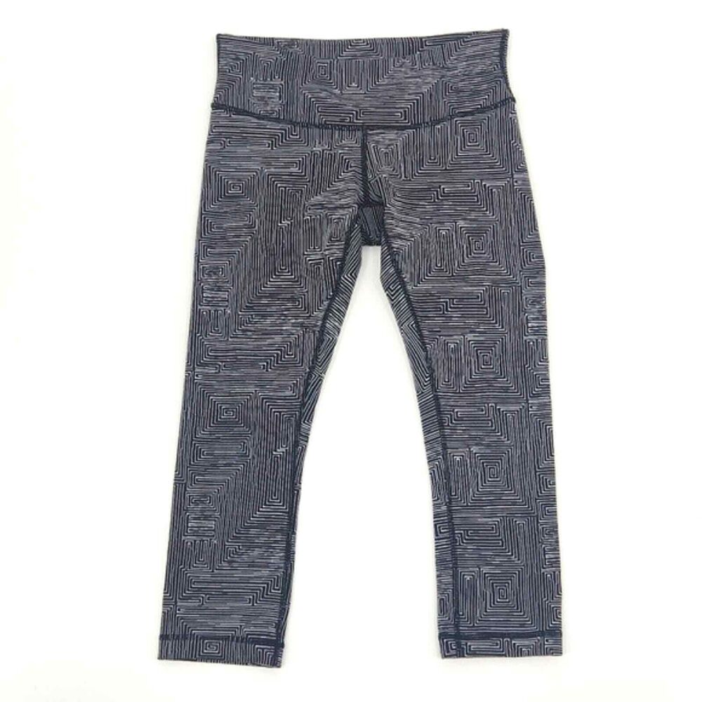 Lululemon Wunder Under Crop Leggings Women's Size 6 Black White Geometric Print